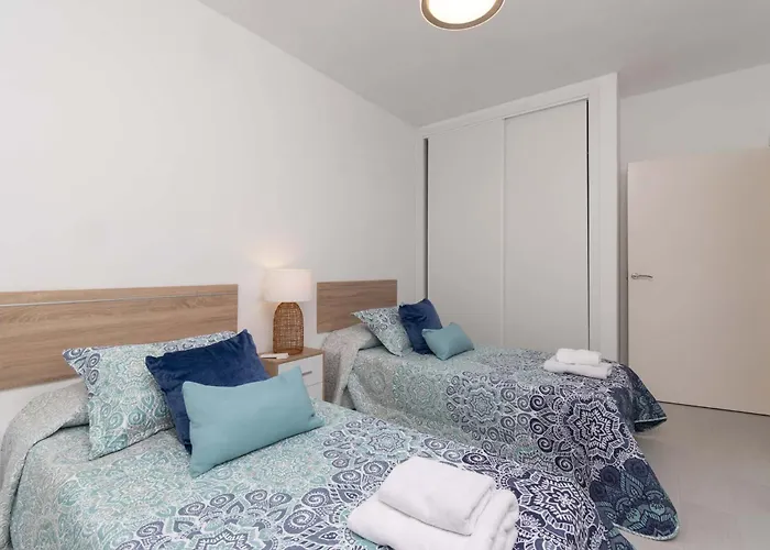 Santa Amalia 1 - Three Bed * Los Cristianos (Tenerife)