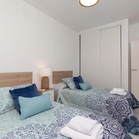 Santa Amalia 1 - Three Bed * Los Cristianos (Tenerife)