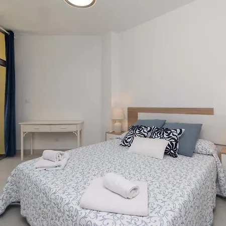 Apartment Santa Amalia 1 - Three Bed Los Cristianos (Tenerife)