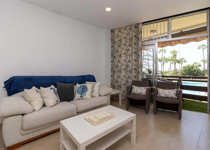 Santa Amalia 1 - Three Bed Los Cristianos (Tenerife)